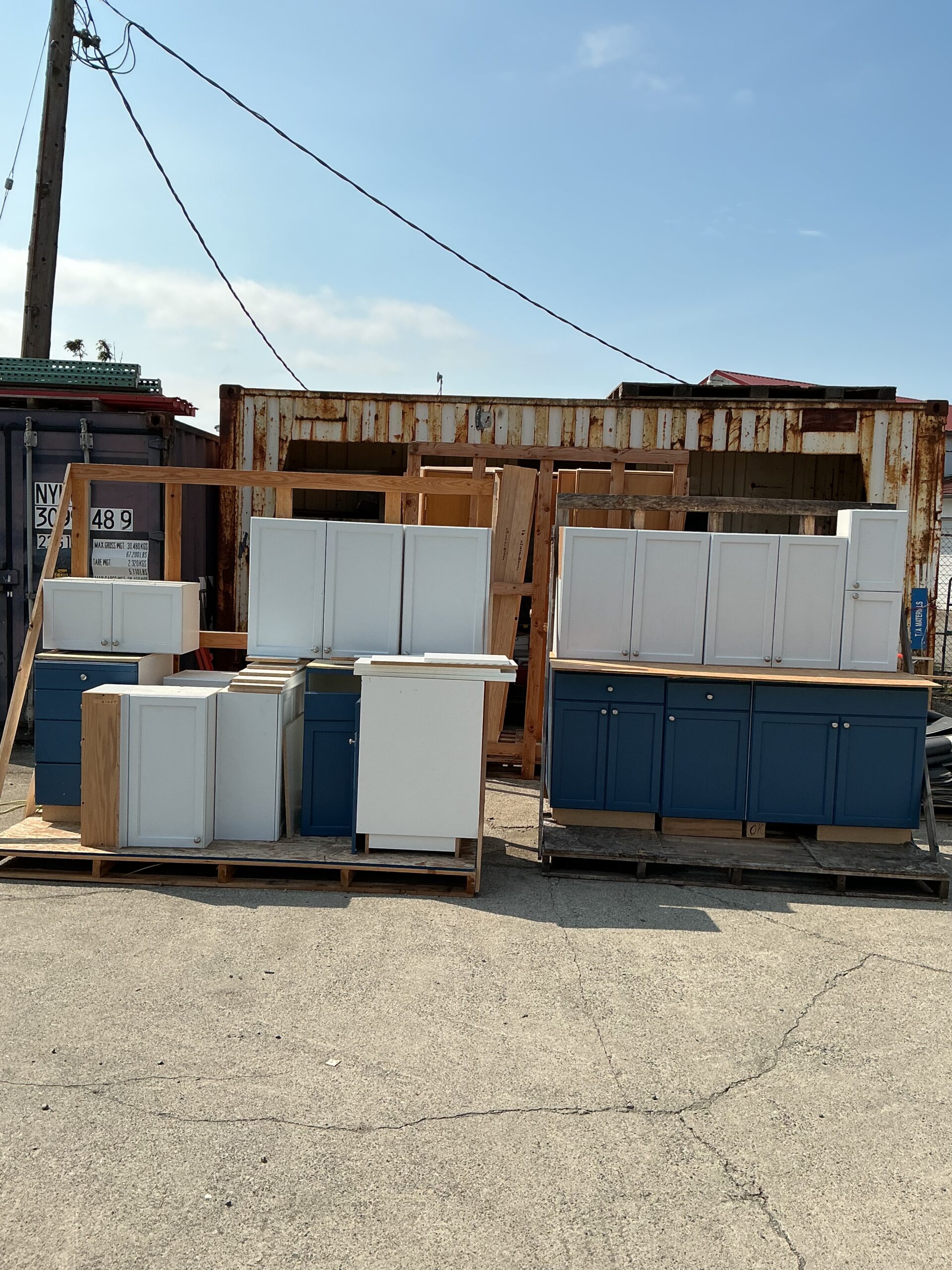 Kitchen Cabinet