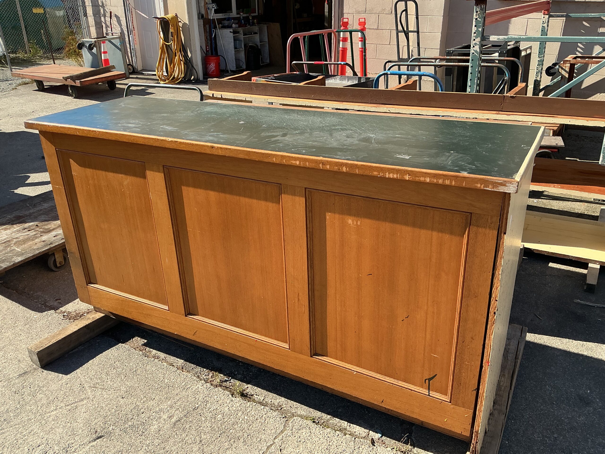 Reception/Front Counter w/ Storage